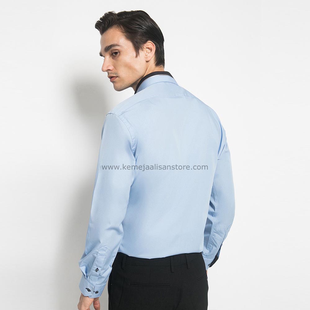Kemeja Alisan Biru Muda Special S30 - Gambar 2
